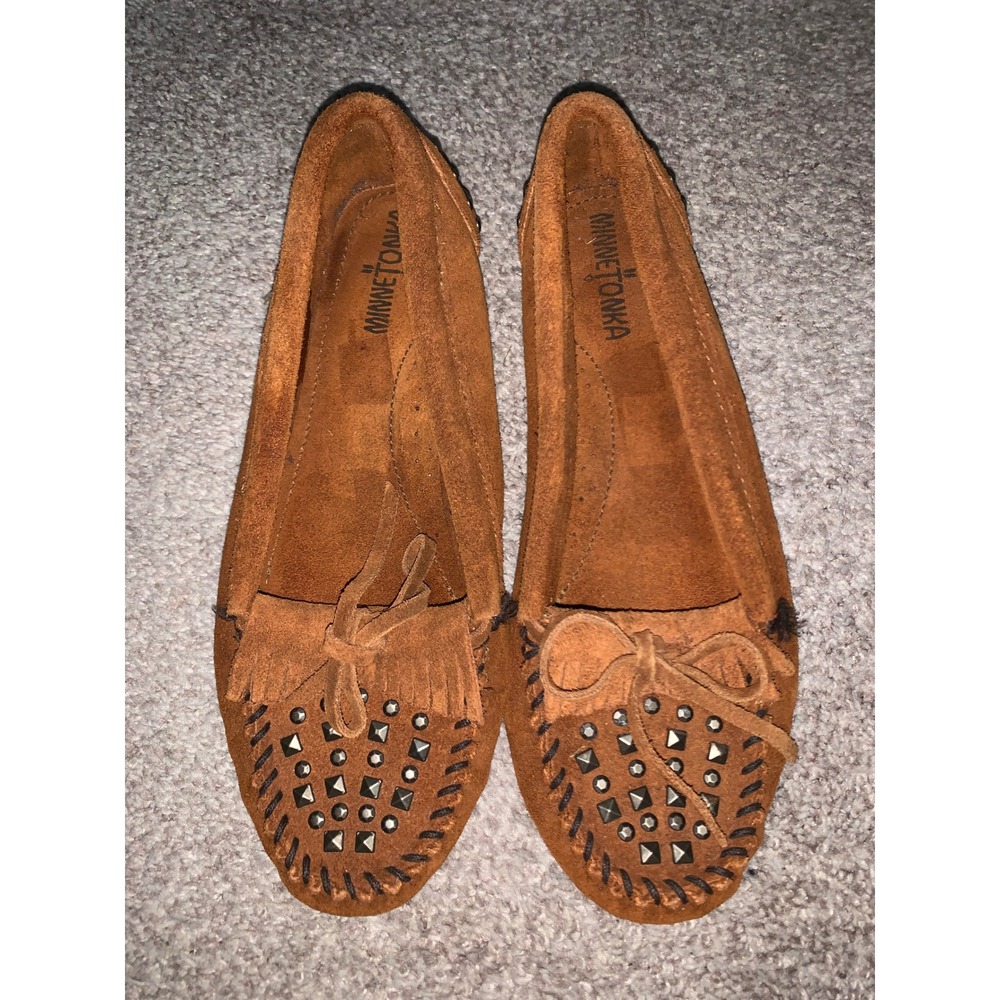 Minnetonka Brown Suede Studded Kilty Moccasin Flats Womens 8.5 362